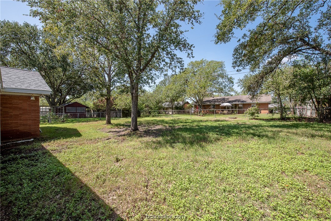 1204 Skirvanek Property Photo 23