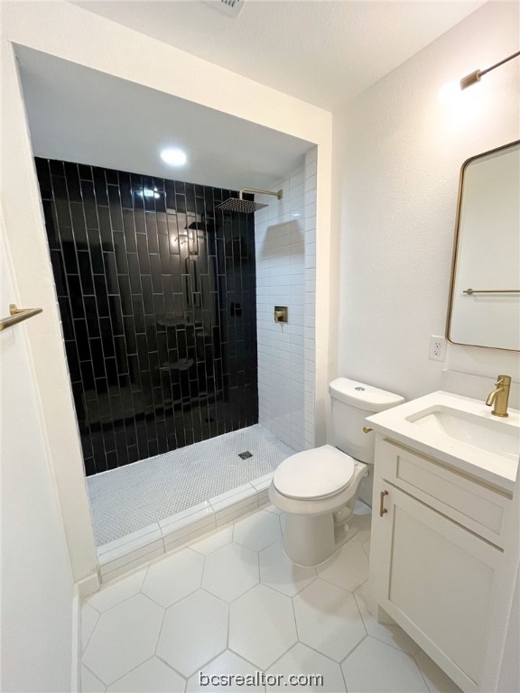 1110 Kerr St Property Photo 13