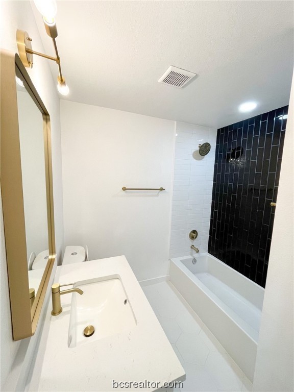 1110 Kerr St Property Photo 18
