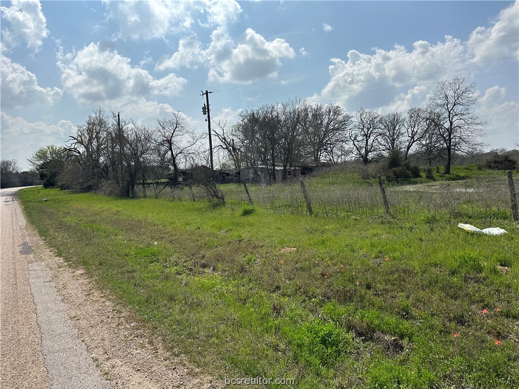 9872 County Road 132 Property Photo 1