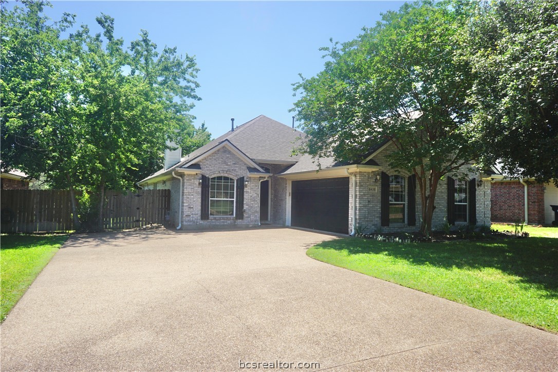 8438 Lauren Property Photo