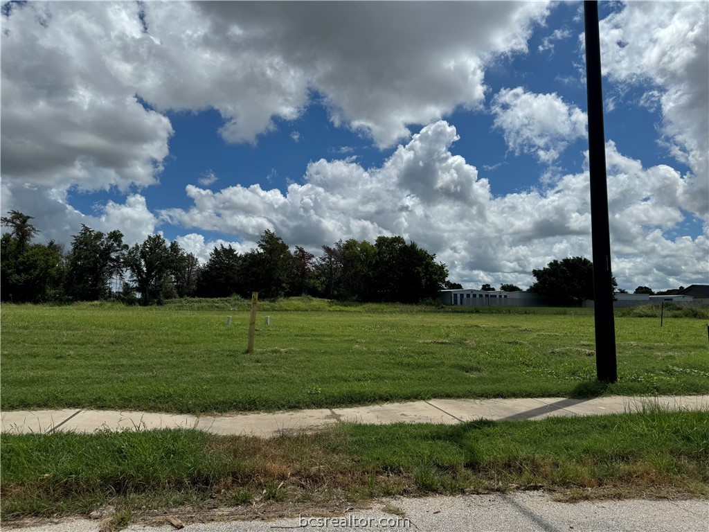 1640 Bennett Street Property Photo 1