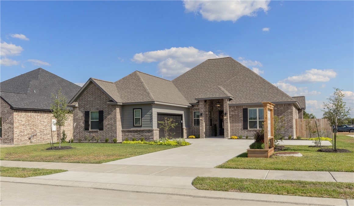 4207 Skylar Drive Property Photo 1