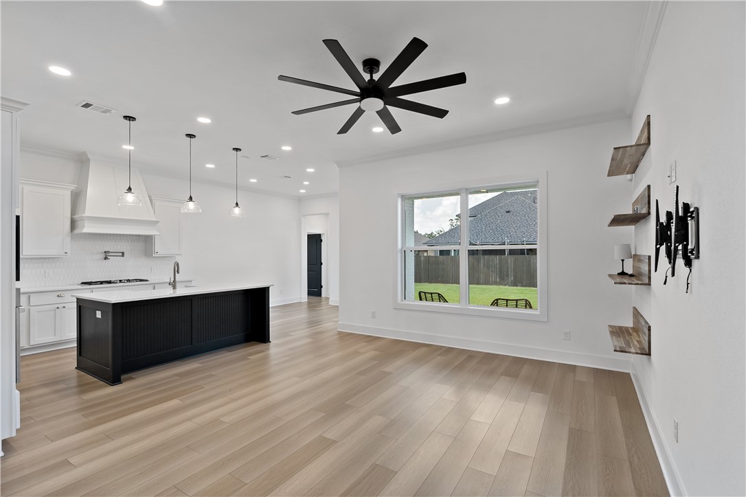 4111 Corvallis Court Property Photo 6