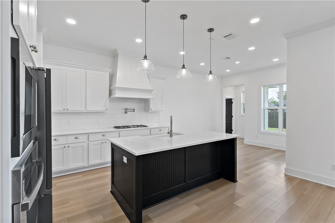 4111 Corvallis Court Property Photo 14