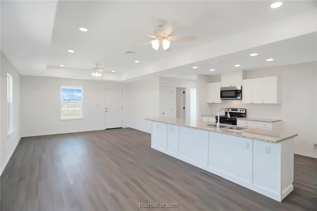 1703 Pine Street Property Photo 3