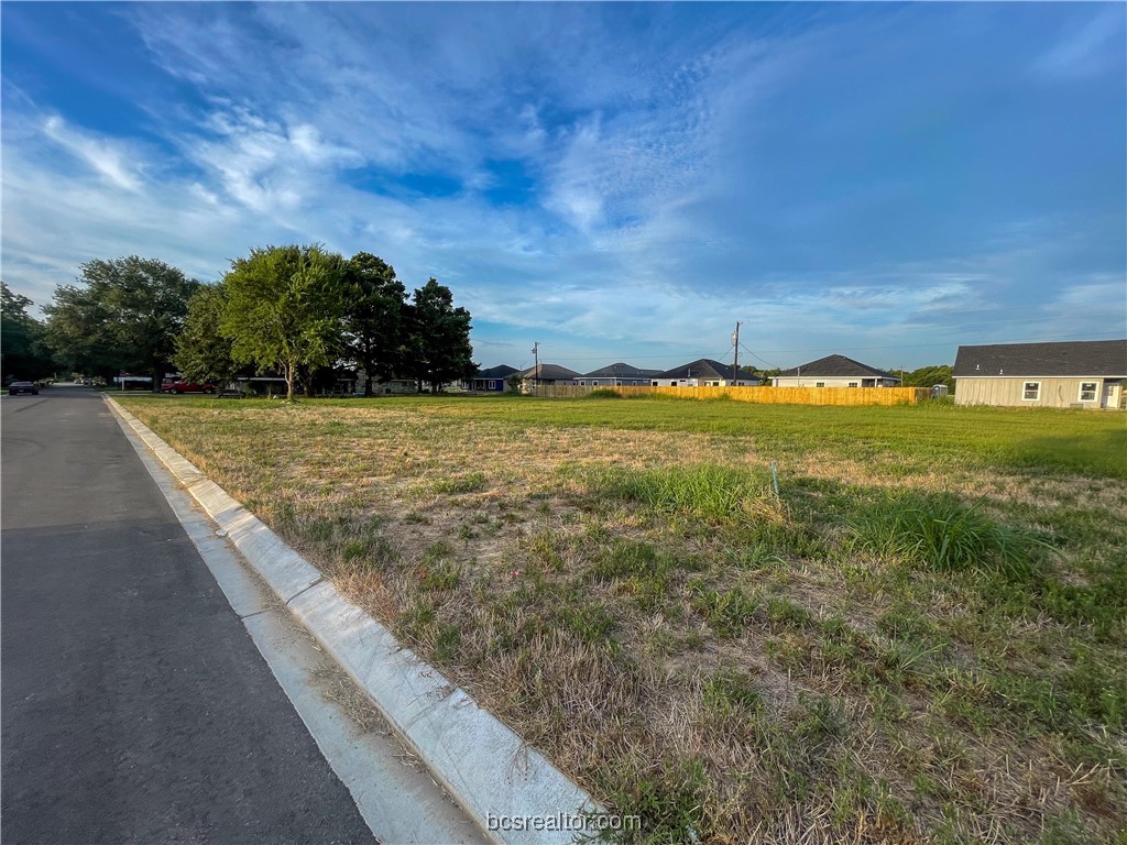 1703 Pine Street Property Photo 27