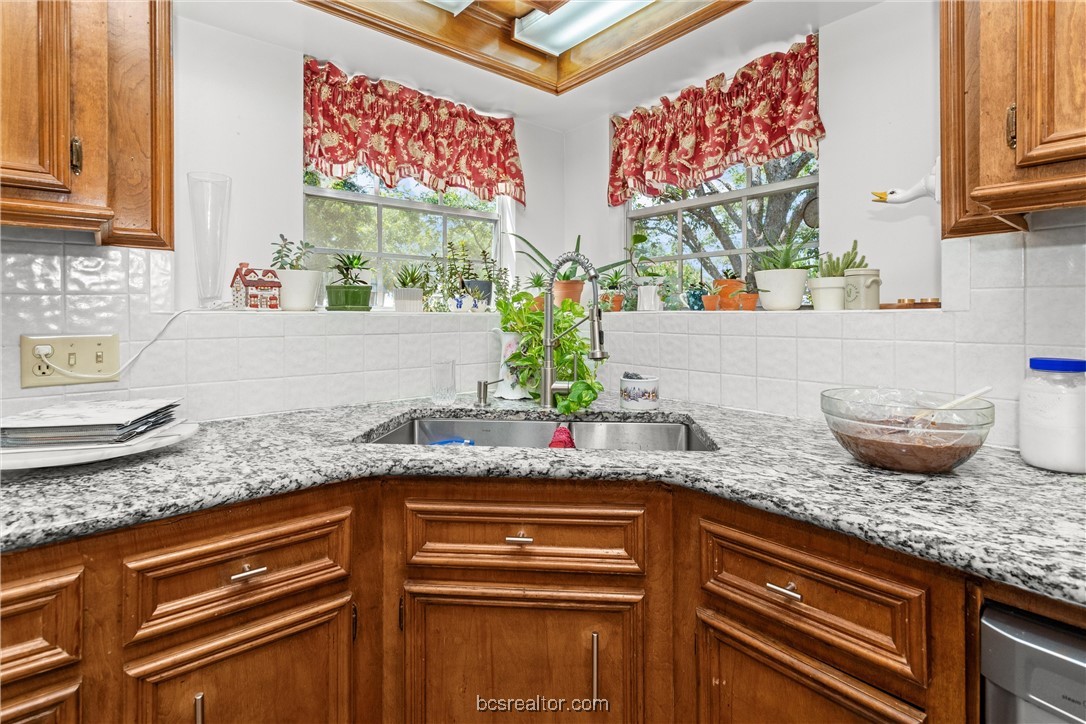 1119 Fm 2712 Property Photo 10