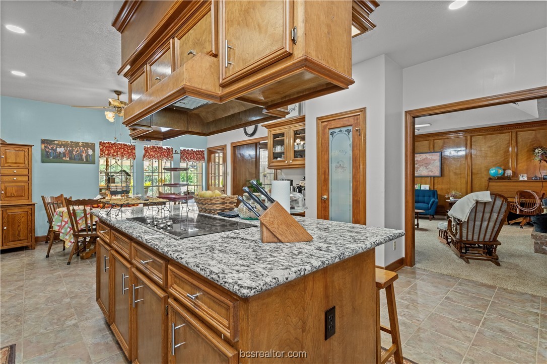1119 Fm 2712 Property Photo 11