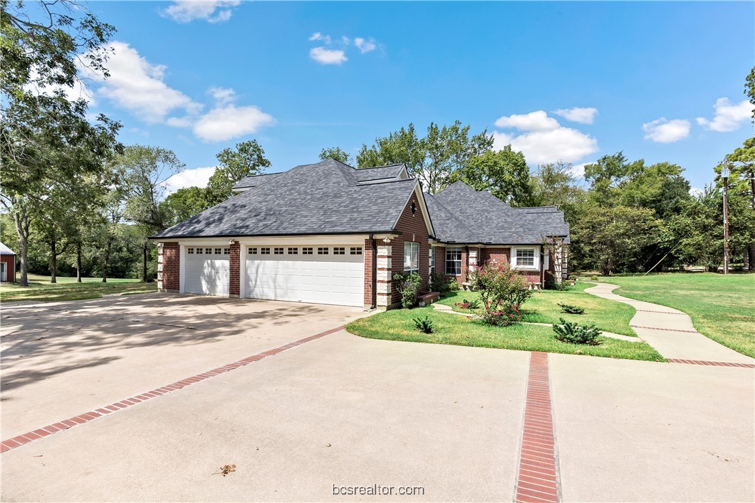 2009 Pinewood Drive Property Photo 35