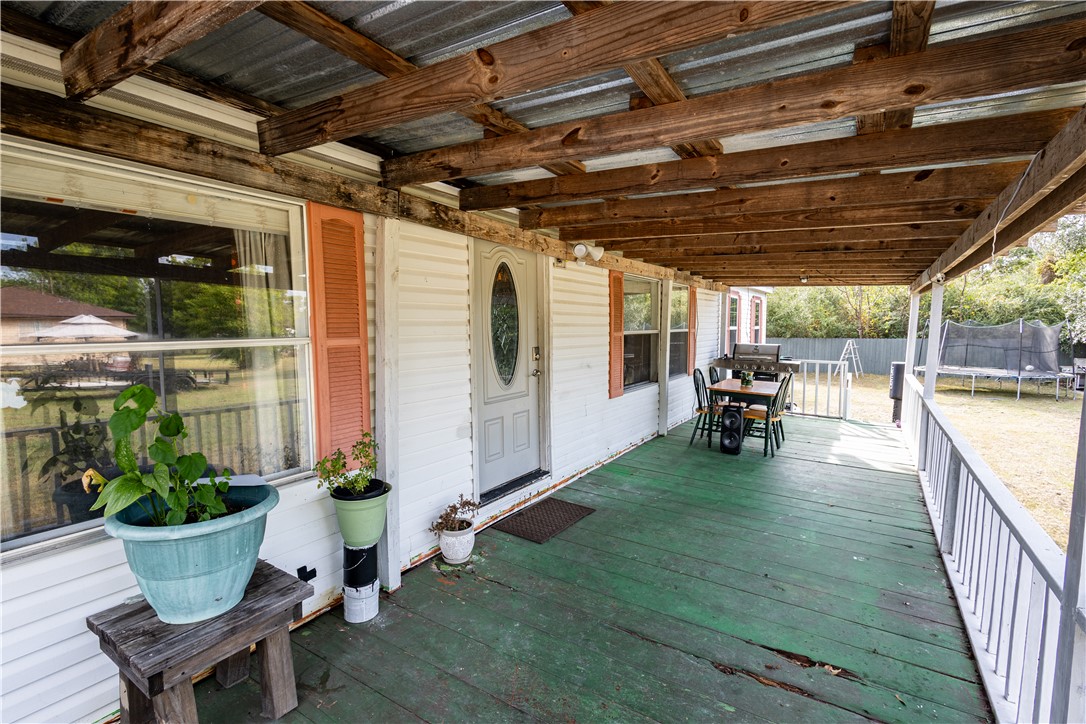 1604 Congo Street Property Photo 14