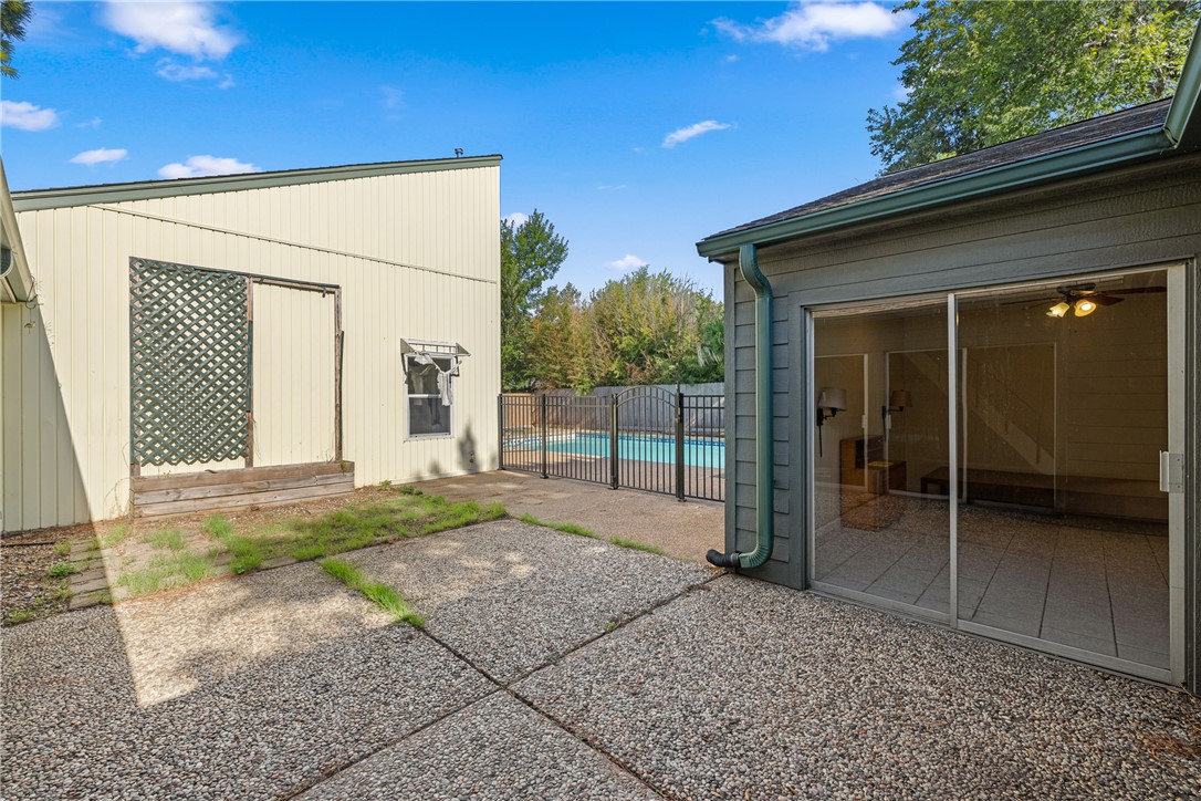 1008 Arboles Circle Property Photo 8