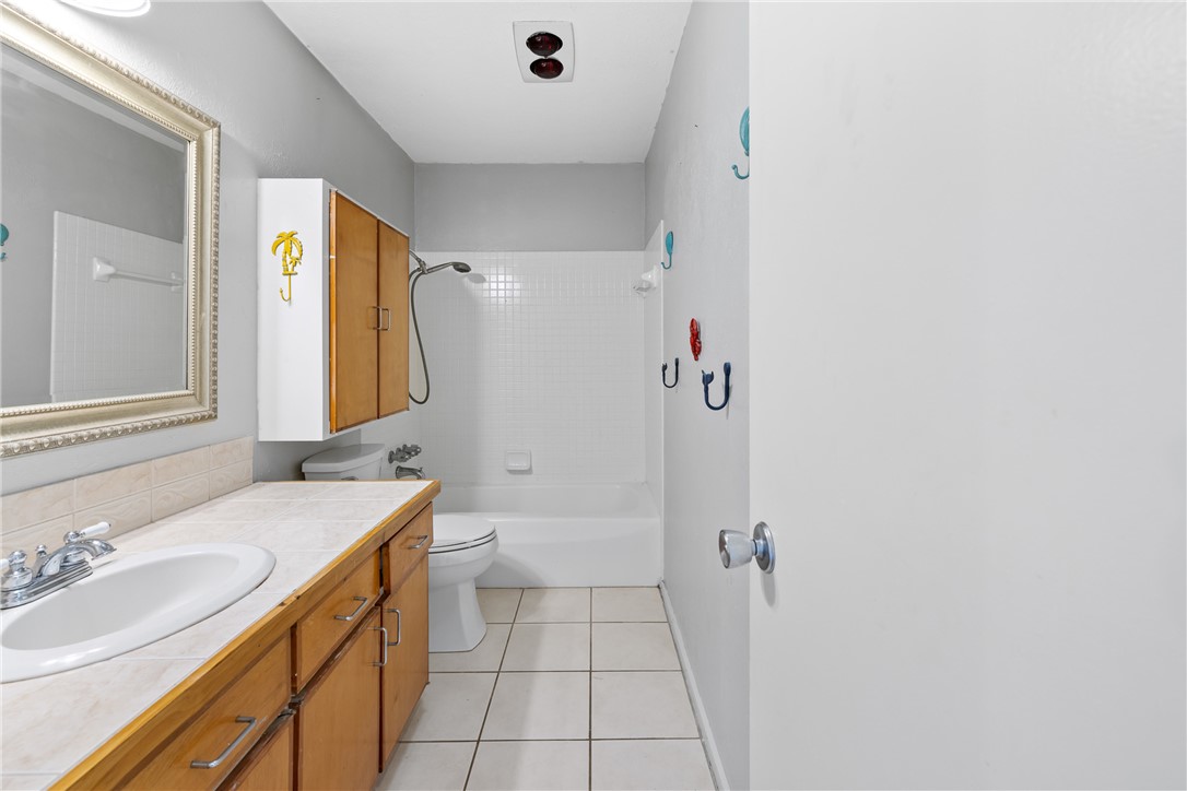 1008 Arboles Circle Property Photo 24