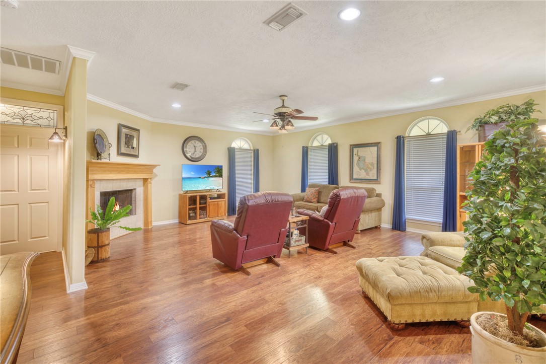 14956 Snoe Road Property Photo 13