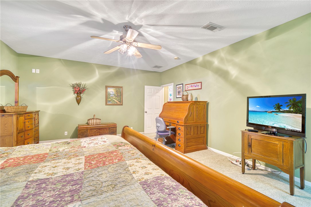 14956 Snoe Road Property Photo 22