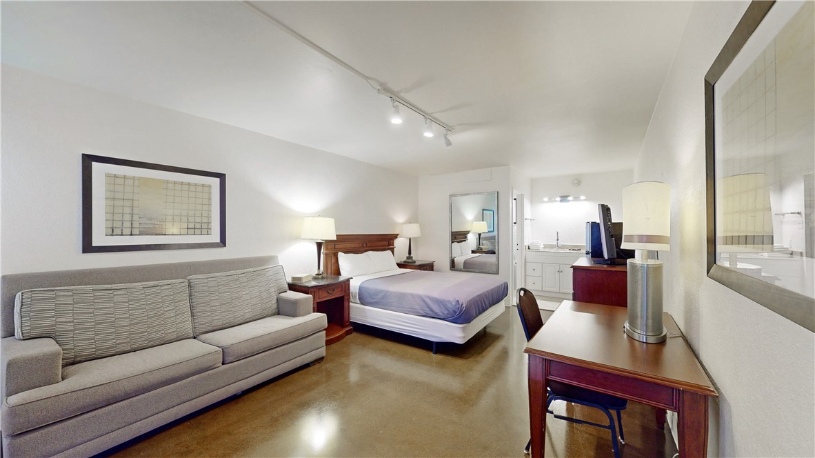 2300 South Texas Avenue Property Photo 1