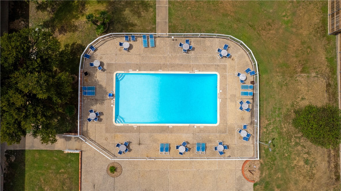 2300 South Texas Avenue Property Photo 6