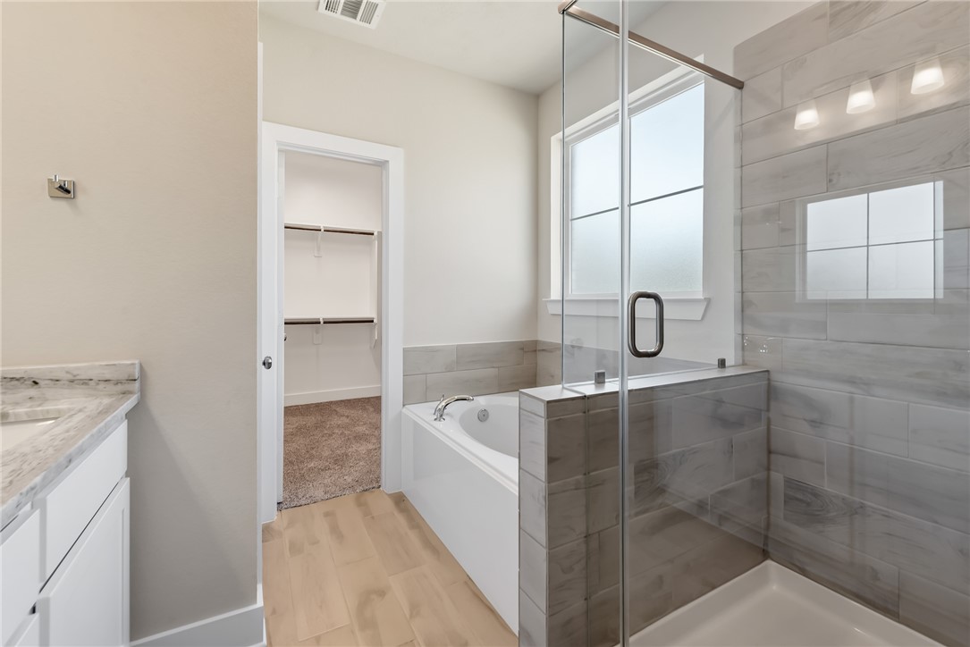 8069 Muir Wood Loop Property Photo 27