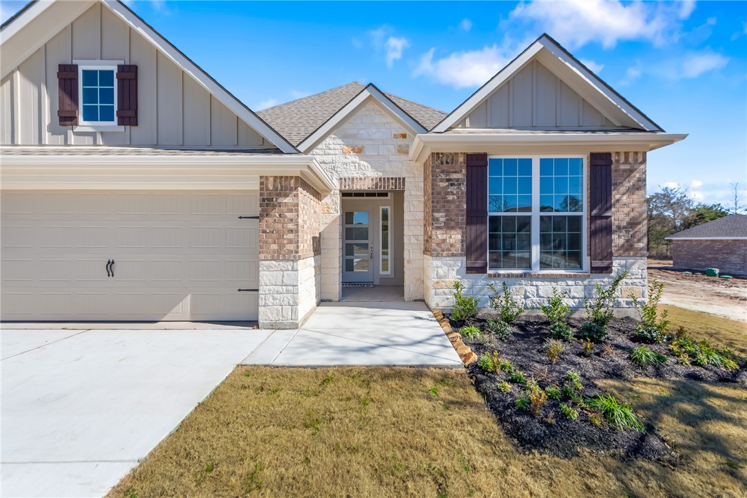 8347 Muir Wood Loop Property Photo 3