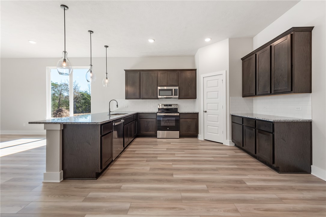 8347 Muir Wood Loop Property Photo 12