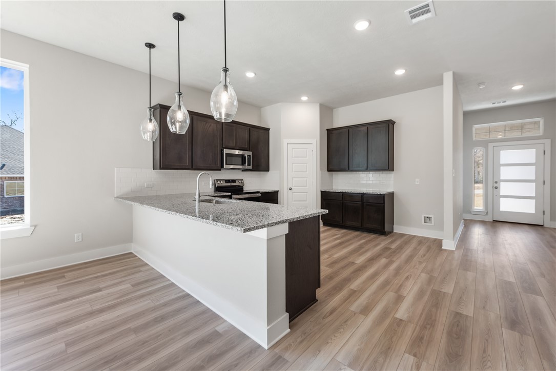 8347 Muir Wood Loop Property Photo 18