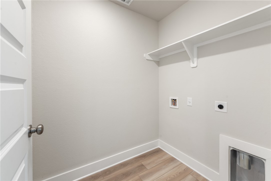 8347 Muir Wood Loop Property Photo 34