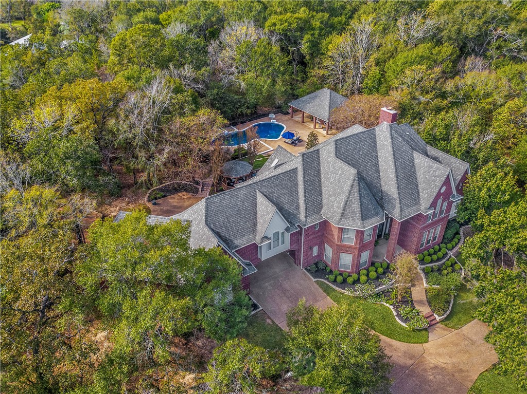 1615 Foxfire Drive Property Photo