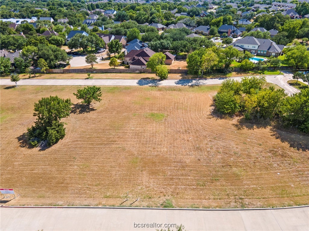 809 North Earl Rudder Property Photo 29
