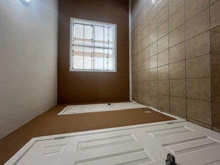2924 North Park St. Property Photo 15