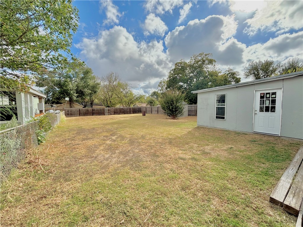 708 Copeland Property Photo 21