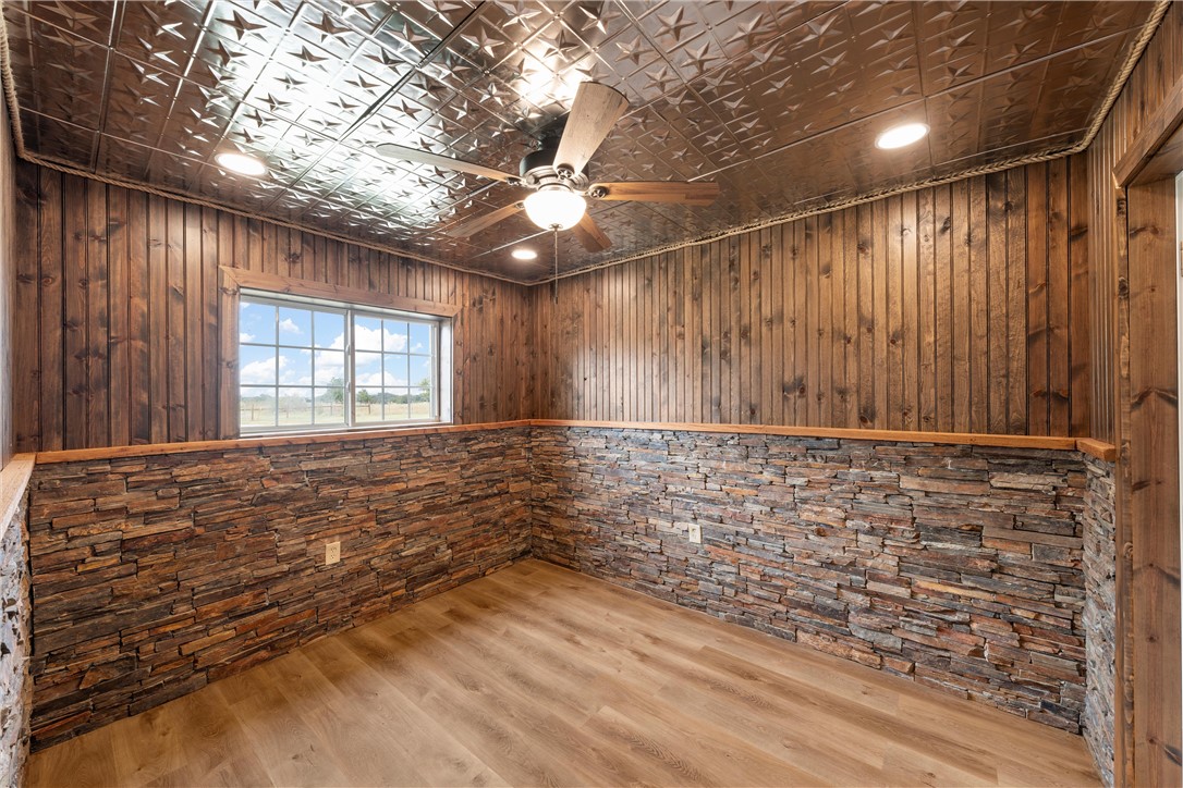 282 Cr 255 Property Photo 5