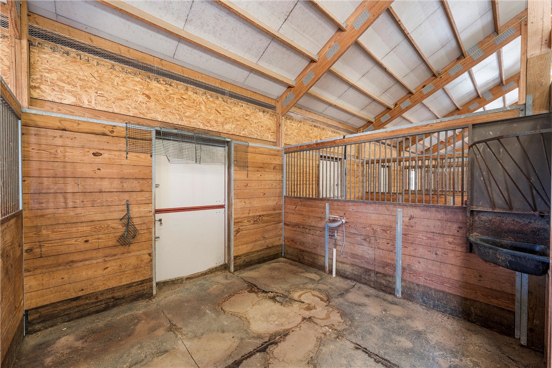 282 Cr 255 Property Photo 11