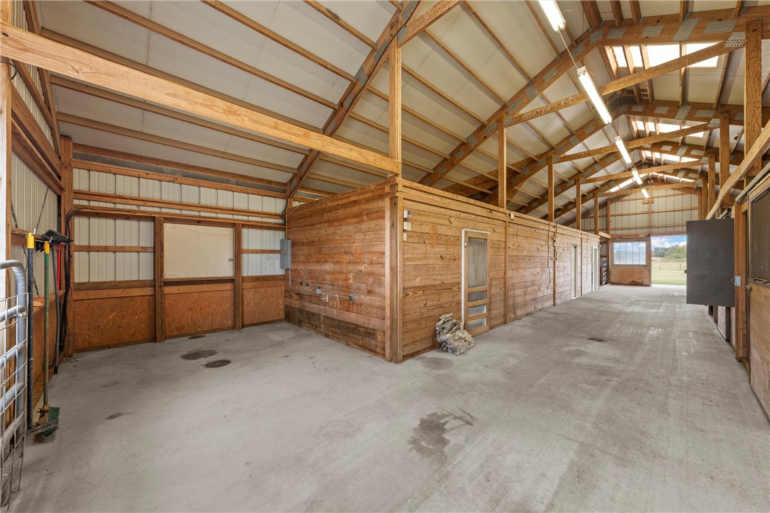 282 Cr 255 Property Photo 16