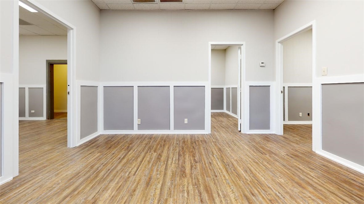 110 North Washington Avenue Property Photo 2