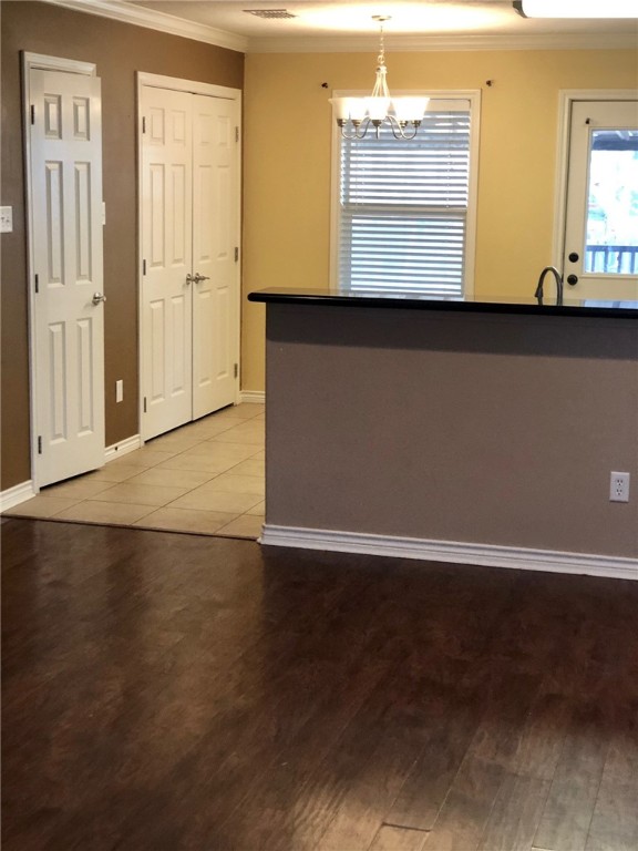 1004 Copperas Property Photo 3