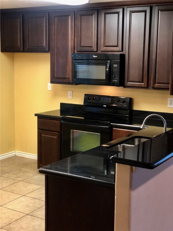 1004 Copperas Property Photo 4