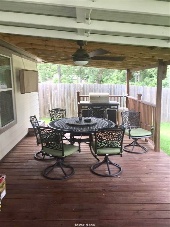 1004 Copperas Property Photo 13