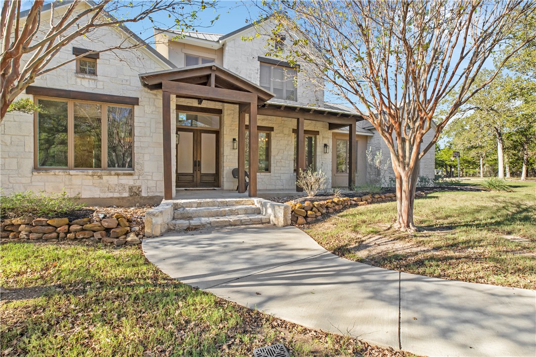 5850 Lynn Elliott Lane Property Photo