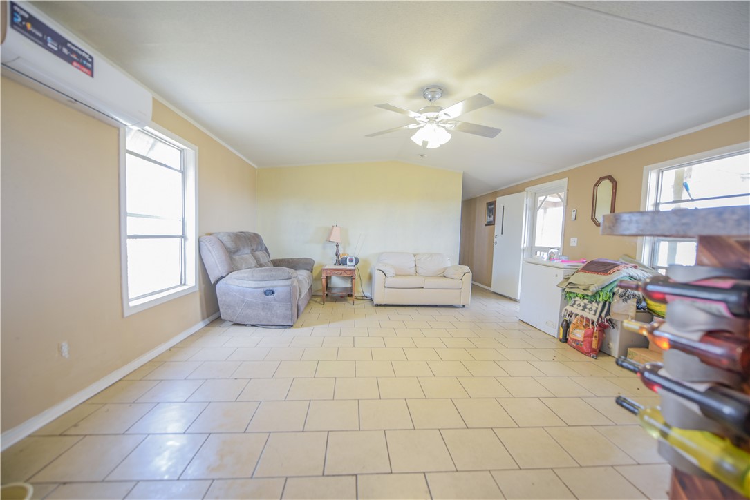 5424 County Road 358 Property Photo 5