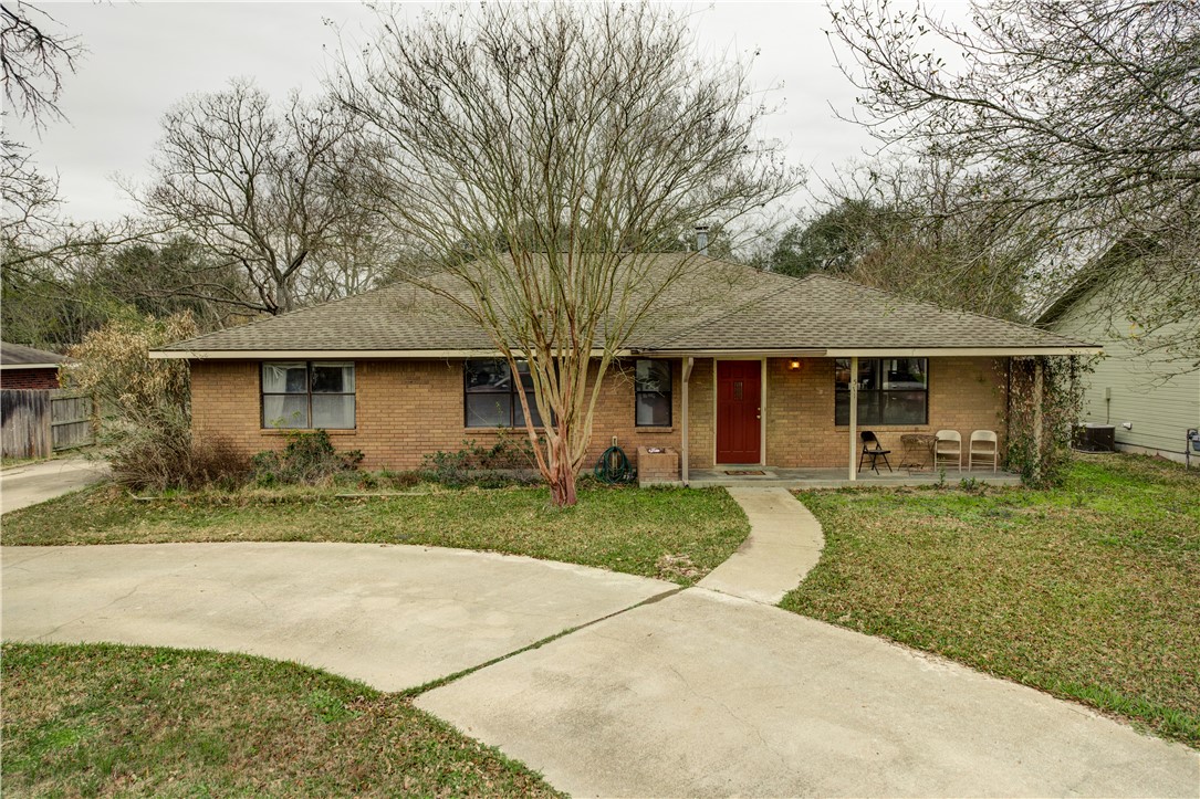 511 Brooks Property Photo