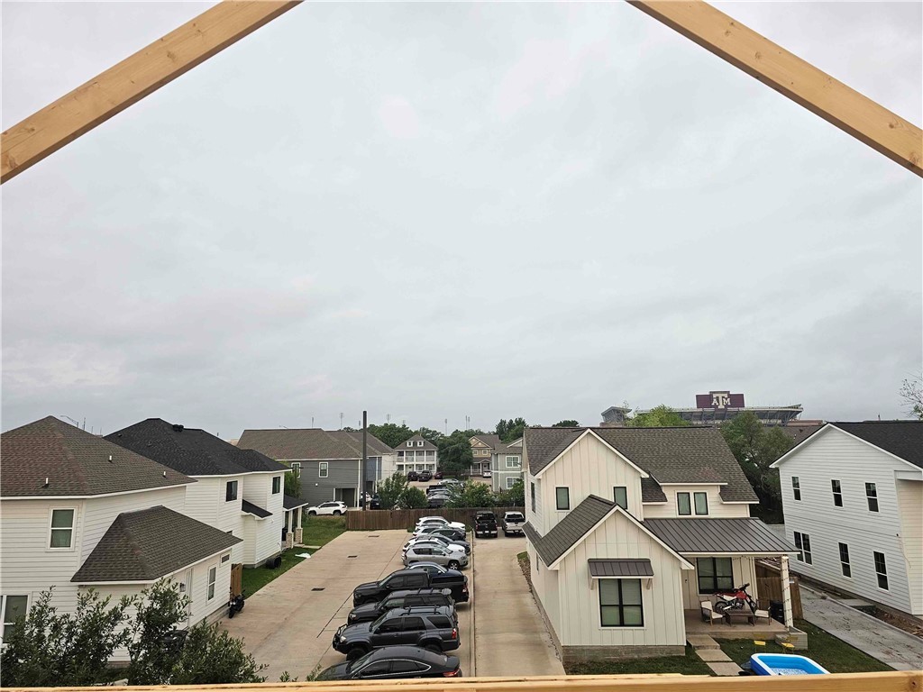 204 Fidelity Street Property Photo 1
