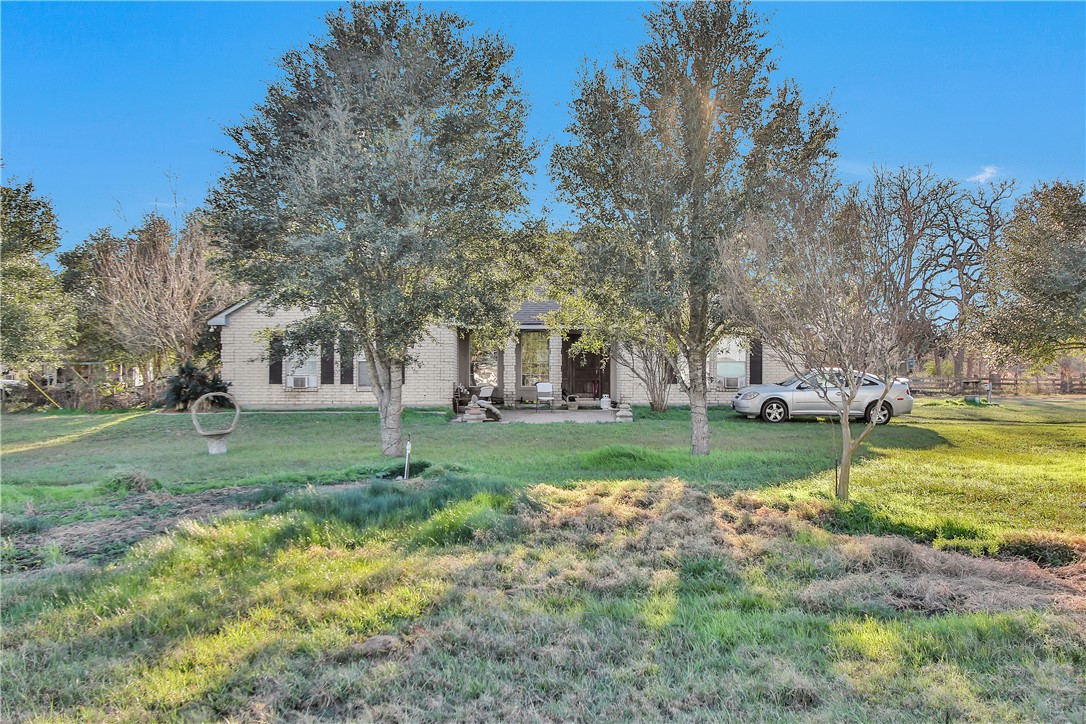 24248 State Highway 6 S Property Photo 2