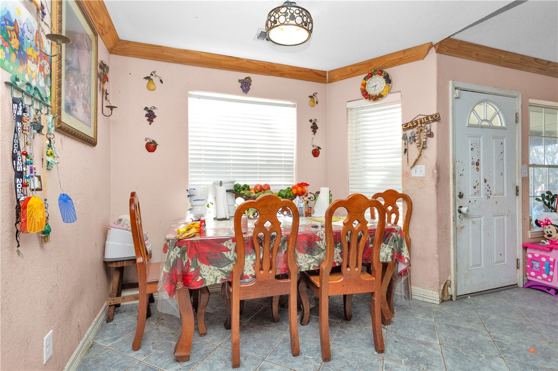 24248 State Highway 6 S Property Photo 10