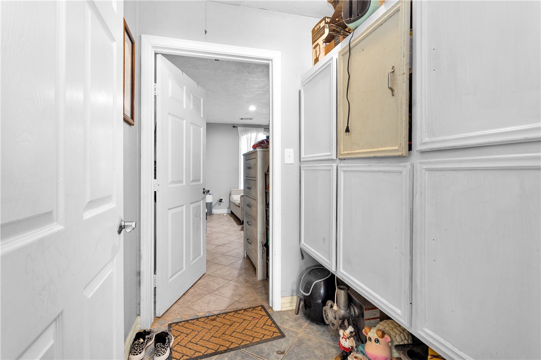 24248 State Highway 6 S Property Photo 18