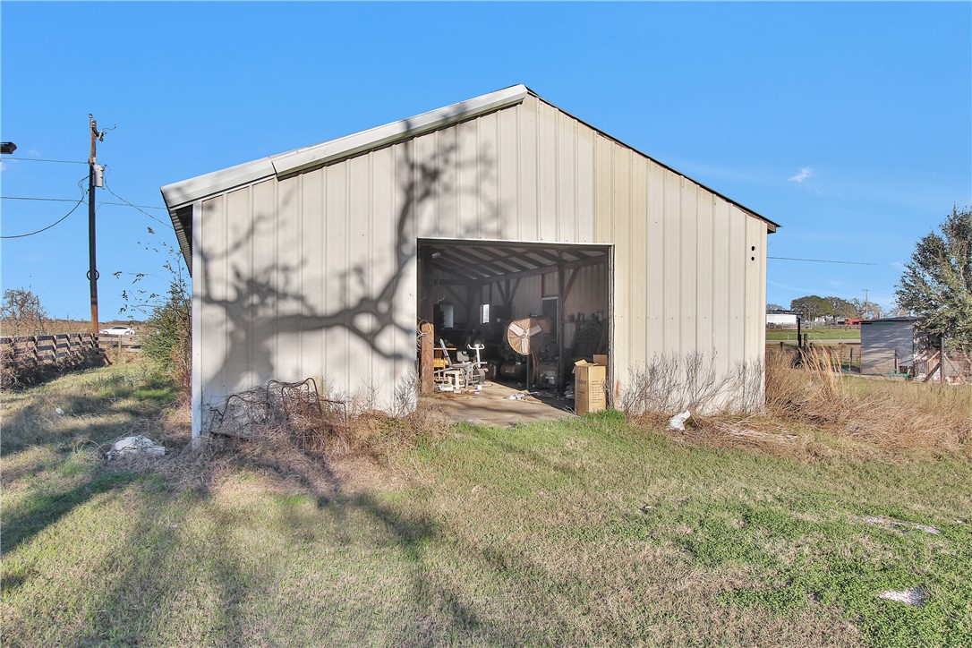 24248 State Highway 6 S Property Photo 42