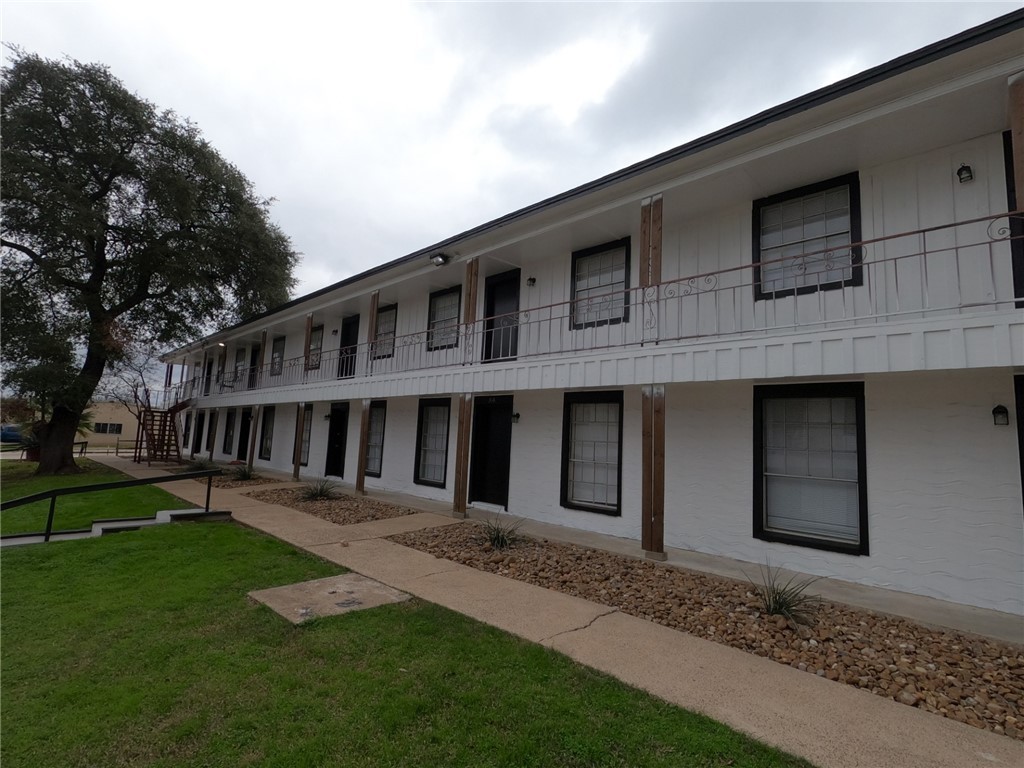 3300 South College Avenue A05 Property Photo