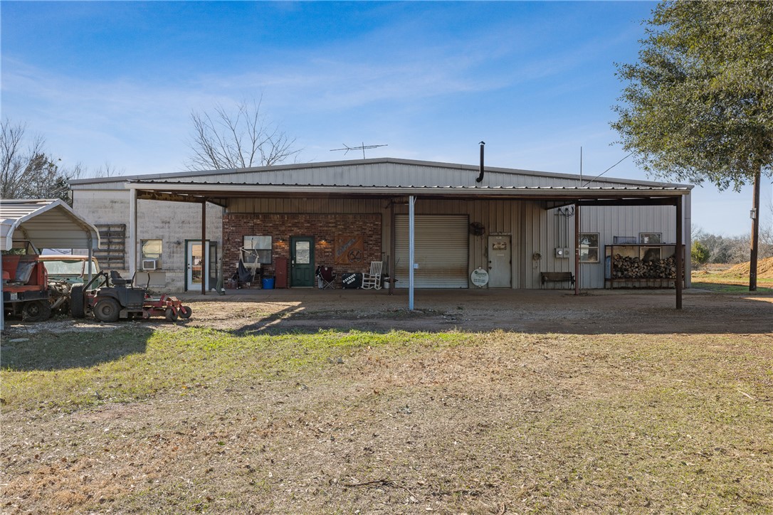 301 Cooks Lane Property Photo 2