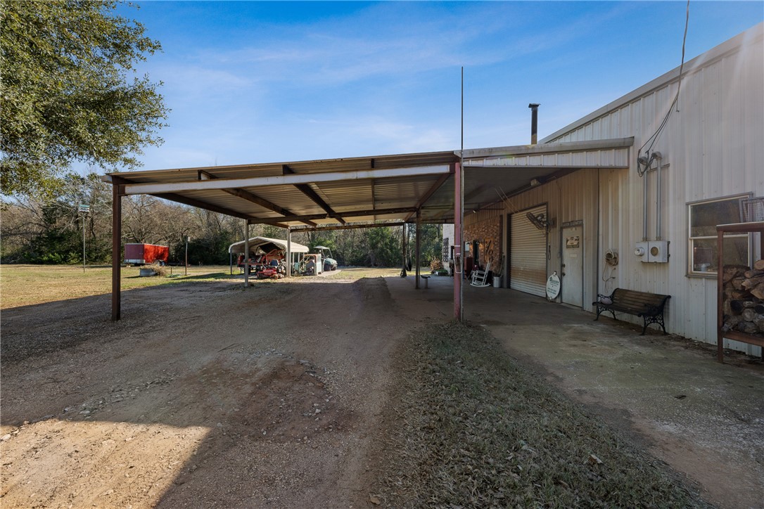 301 Cooks Lane Property Photo 3