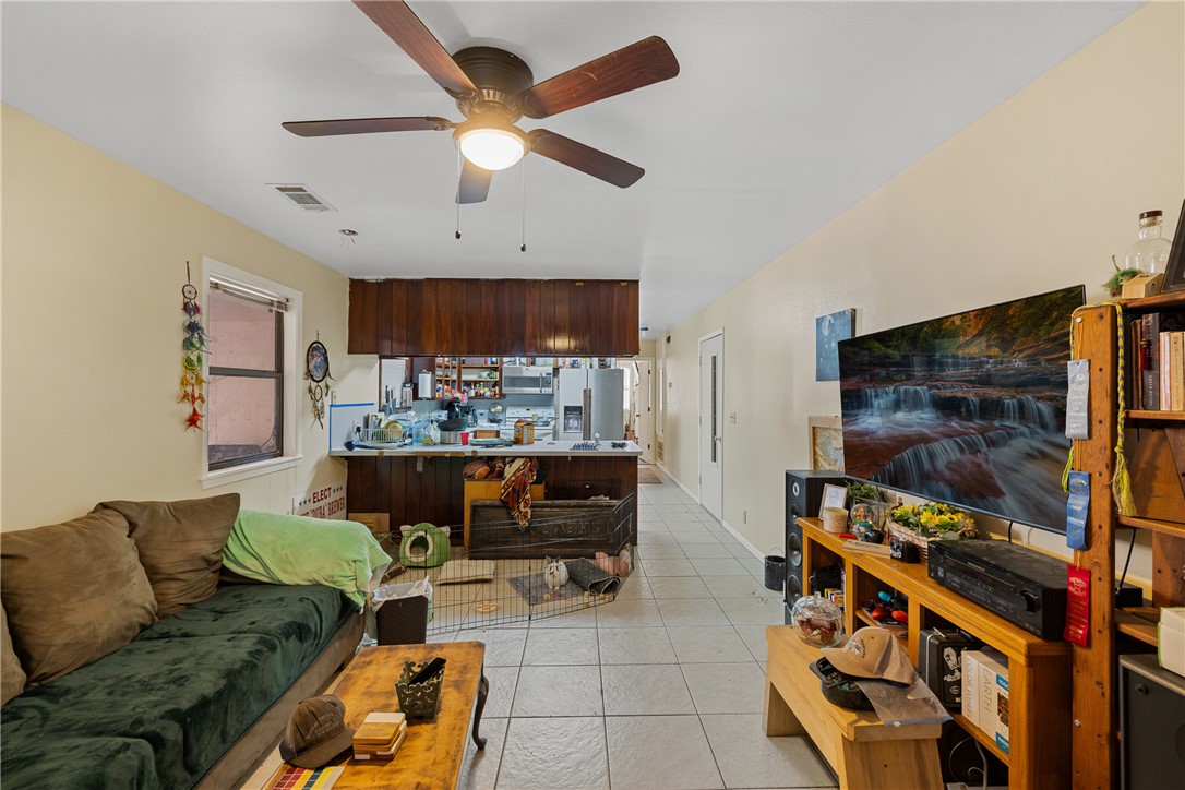 301 Cooks Lane Property Photo 14