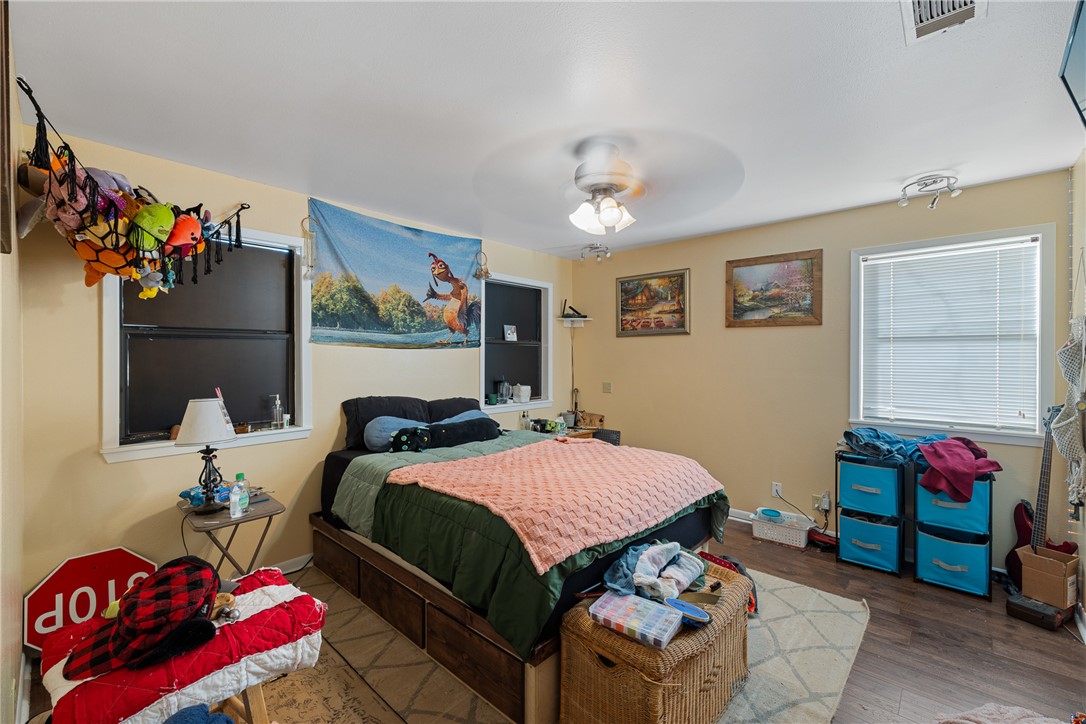 301 Cooks Lane Property Photo 16